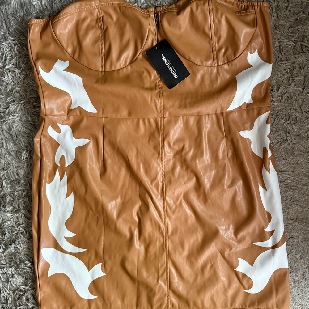 PrettyLittleThing Western Tan and White Strapless Dress